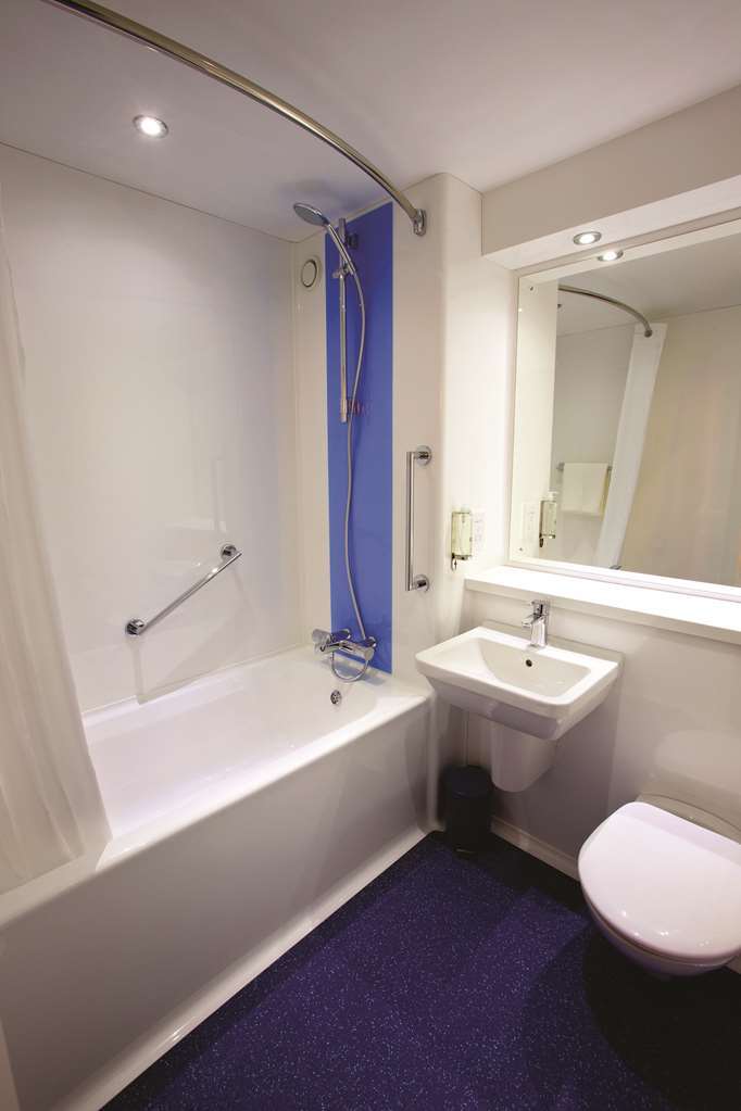 Travelodge Basildon Wickford Rum bild